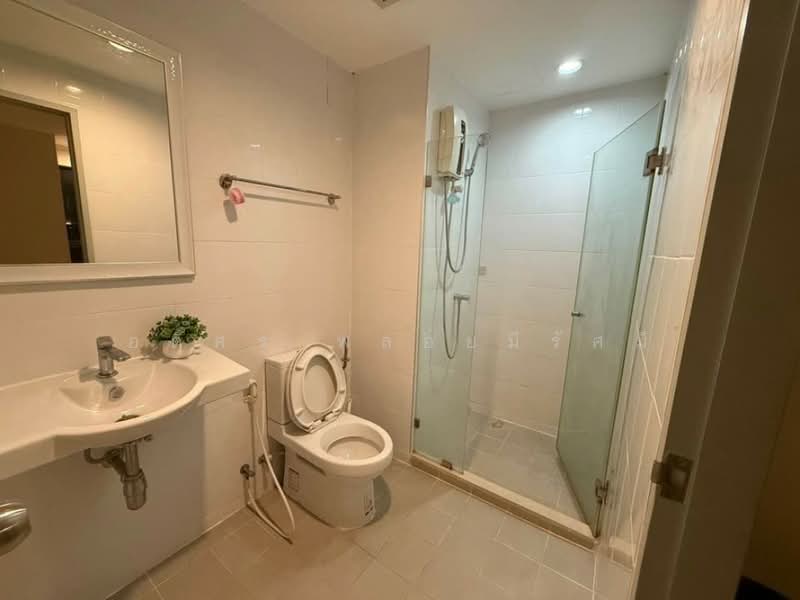 IDEO Sathorn Tha Phra, Bangkok, 221 Ratchaphruek Road, Bukkalo, Thon Buri, Bangkok, 1 Bedroom, 30 sqm, Condo For Rent, by Adisorn Ploymeerassamee, 500210948 - DDproperty.com