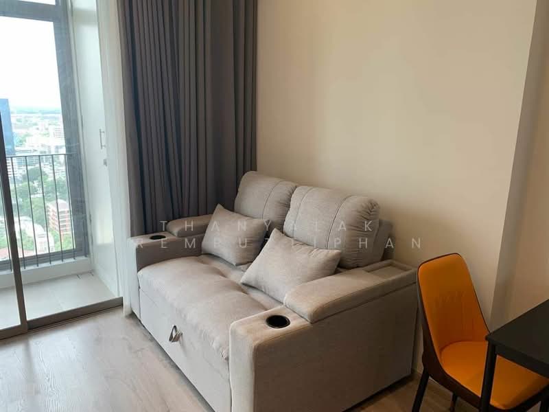 Rhythm Ekkamai Estate, Bangkok, Soi Sukhumvit 63, Khlongtoei Nua, Watthana, Bangkok, 1 Bedroom, 35 sqm, Condo For Rent, by Thanyalak Premputtiphan, 500210987 - DDproperty.com