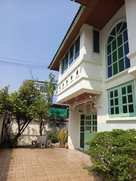 House Chokchai 4 - Ladprao Wanghin, Bangkok, ลาดพร้าววังหิน 24, Lat Phrao, Lat Phrao, Bangkok, 4 Bedrooms, 200 sqm, Single Detached House For Rent, by ปรินทร์ญาดา ชิณโชติ, 500210988 - DDproperty.com