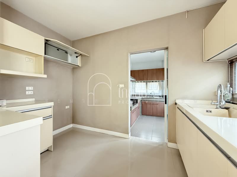 Nanthawan Uthayan-Aksa, Bangkok, Uthayan Road, Sala Thammasop, Thawi Watthana, Bangkok, 4 Bedrooms, 200 sqm, Single Detached House For Sale, by ประมวลศักดิ์ รักชื่น, 500210995 - DDproperty.com