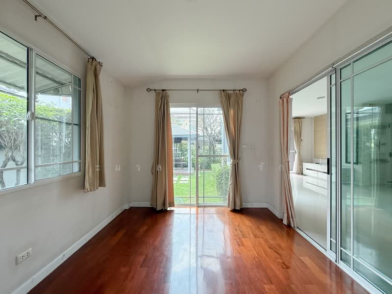 Nanthawan Uthayan-Aksa, Bangkok, Uthayan Road, Sala Thammasop, Thawi Watthana, Bangkok, 4 Bedrooms, 200 sqm, Single Detached House For Sale, by ประมวลศักดิ์ รักชื่น, 500210995 - DDproperty.com