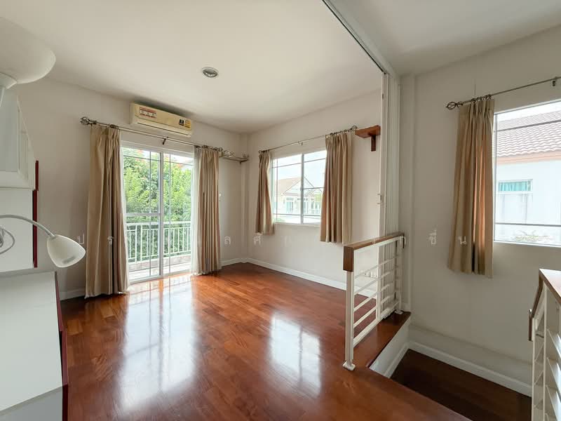 Nanthawan Uthayan-Aksa, Bangkok, Uthayan Road, Sala Thammasop, Thawi Watthana, Bangkok, 4 Bedrooms, 200 sqm, Single Detached House For Sale, by ประมวลศักดิ์ รักชื่น, 500210995 - DDproperty.com