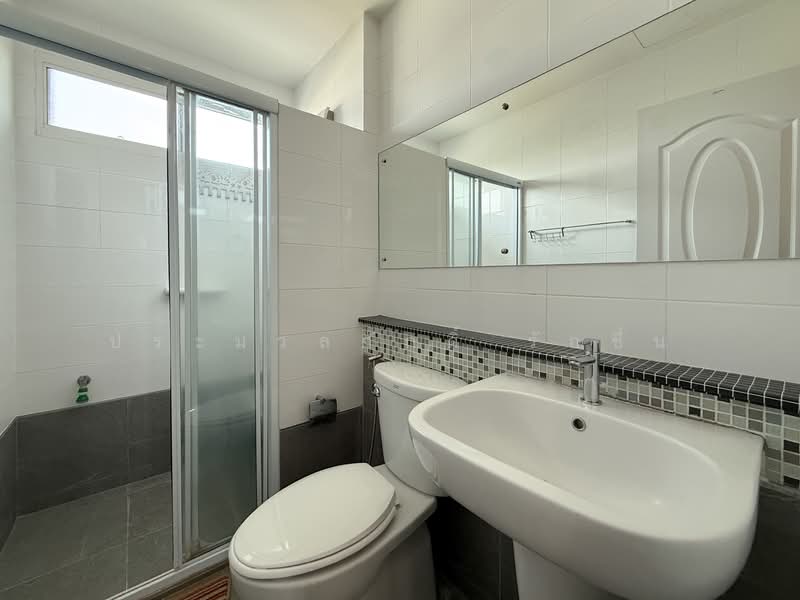 Nanthawan Uthayan-Aksa, Bangkok, Uthayan Road, Sala Thammasop, Thawi Watthana, Bangkok, 4 Bedrooms, 200 sqm, Single Detached House For Sale, by ประมวลศักดิ์ รักชื่น, 500210995 - DDproperty.com