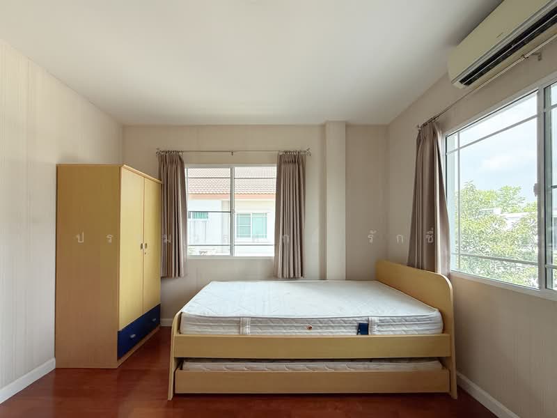 Nanthawan Uthayan-Aksa : นันทวัน อุทยาน-อักษะ, กรุงเทพ, ถนนอุทยาน, ศาลาธรรมสพน์, ทวีวัฒนา, กรุงเทพ, 200 ตร.ม., บ้านเดี่ยว ขาย, โดย ประมวลศักดิ์ รักชื่น, 500210995 - DDproperty.com