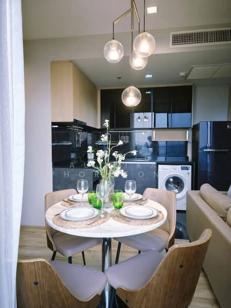 The Line Jatujak-Mochit, Bangkok, Phaholyothin Road, Jom Phon, Chatuchak, Bangkok, 2 Bedrooms, 37 sqm, Condo For Rent, by Auttika Phormtong, 500211048 - DDproperty.com