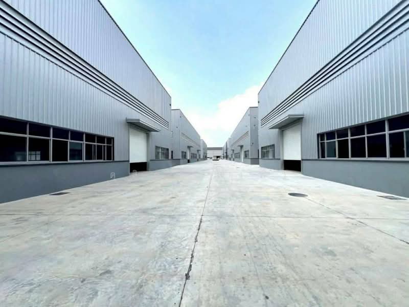 ขายโรงงาน ผังสีม่วง 13 ไร่กว่า พร้อมใช้งาน เขตนิคมหนองใหญ่ ชลบุรี, ชลบุรี, หนองใหญ่, หนองใหญ่, ชลบุรี, 14,843 ตร.ม., โกดัง-โรงงาน ขาย, โดย ดุสิต แสงฟ้า, 500211065 - DDproperty.com