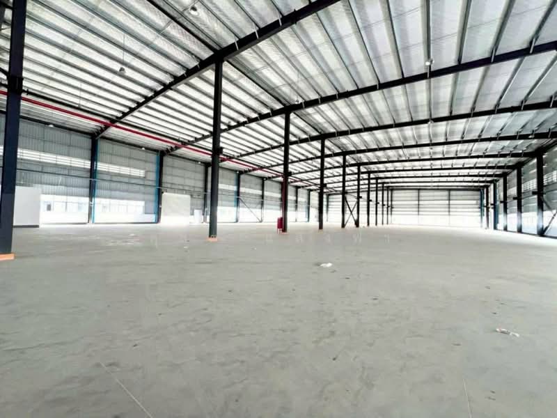 ขายโรงงาน ผังสีม่วง 13 ไร่กว่า พร้อมใช้งาน เขตนิคมหนองใหญ่ ชลบุรี, ชลบุรี, หนองใหญ่, หนองใหญ่, ชลบุรี, 14,843 ตร.ม., โกดัง-โรงงาน ขาย, โดย ดุสิต แสงฟ้า, 500211065 - DDproperty.com