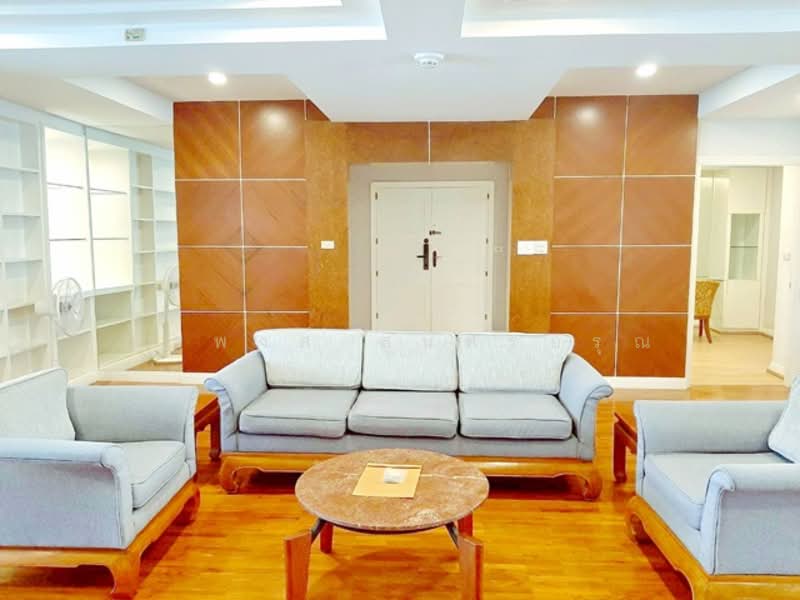 President Park Sukhumvit 24, Bangkok, 99 Sukhumvit 24 Alley, Khlongtoei Nua, Watthana, Bangkok, 3 Bedrooms, 261 sqm, Condo For Rent, by ณัฐพงศ์ สุนทรอรุณ, 500211071 - DDproperty.com