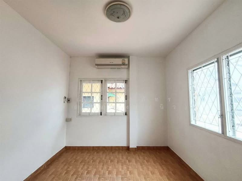 ขาย - Loet Ubon Village Phahonyothin 52 : หมู่บ้านเลิศอุบล พหลโยธิน 52, กรุงเทพ