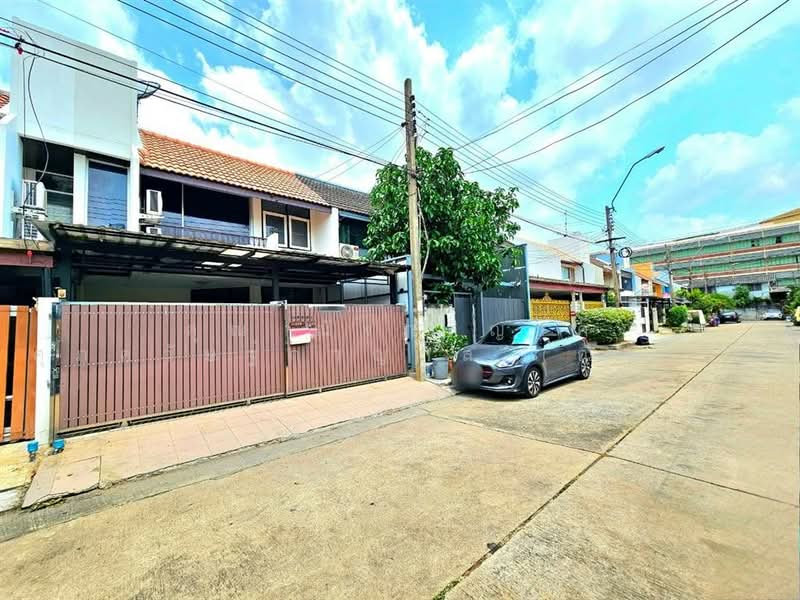 ป.ธนานิเวศน์ เสนานิคม1 ซอย28 แยก1, กรุงเทพ, ถนนเสนานิคม1, จันทรเกษม, จตุจักร, กรุงเทพ, 240 ตร.ม., ทาวน์เฮ้าส์ ขาย, โดย คุณ ณัจภสิญาค์ ศุภควัษฐ์กาญกุล (ณิชชา), 500211087 - DDproperty.com