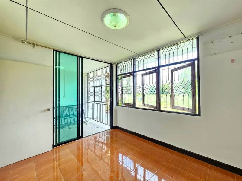 ป.ธนานิเวศน์ เสนานิคม1 ซอย28 แยก1, Bangkok, ถนนเสนานิคม1, Chan Kasem, Chatuchak, Bangkok, 3 Bedrooms, 240 sqm, Townhouse For Sale, by คุณ ณัจภสิญาค์ ศุภควัษฐ์กาญกุล (ณิชชา), 500211087 - DDproperty.com