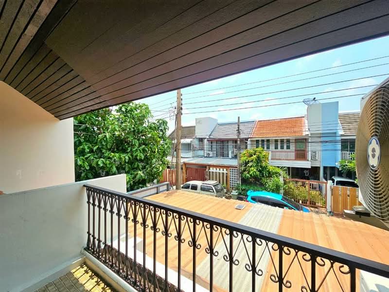 ป.ธนานิเวศน์ เสนานิคม1 ซอย28 แยก1, Bangkok, ถนนเสนานิคม1, Chan Kasem, Chatuchak, Bangkok, 3 Bedrooms, 240 sqm, Townhouse For Sale, by คุณ ณัจภสิญาค์ ศุภควัษฐ์กาญกุล (ณิชชา), 500211087 - DDproperty.com
