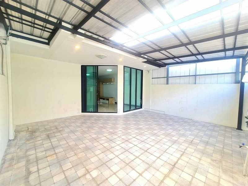 ป.ธนานิเวศน์ เสนานิคม1 ซอย28 แยก1, Bangkok, ถนนเสนานิคม1, Chan Kasem, Chatuchak, Bangkok, 3 Bedrooms, 240 sqm, Townhouse For Sale, by คุณ ณัจภสิญาค์ ศุภควัษฐ์กาญกุล (ณิชชา), 500211087 - DDproperty.com