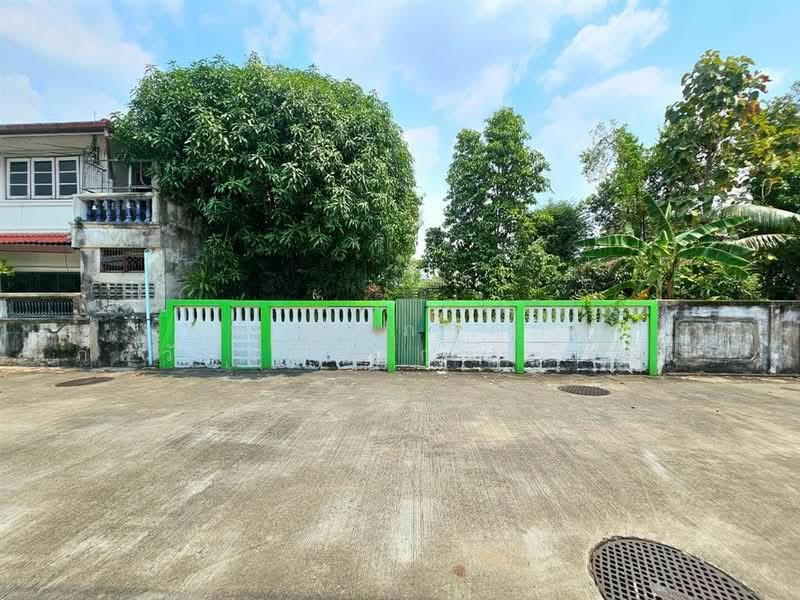 ที่ดินเปล่า 42.2 ตร.ว. ที่ดิน ใกล้เซ็นทรัลอีสต์วิลล์ ซอยโชคชัย4 ซอย54 ถนนนาคนิวาศ, Bangkok, ถนนโชคชัย4, Lat Phrao, Lat Phrao, Bangkok, , 168 sqm, Land For Sale, by คุณ ณัจภสิญาค์ ศุภควัษฐ์กาญกุล (ณิชชา), 500211090 - DDproperty.com