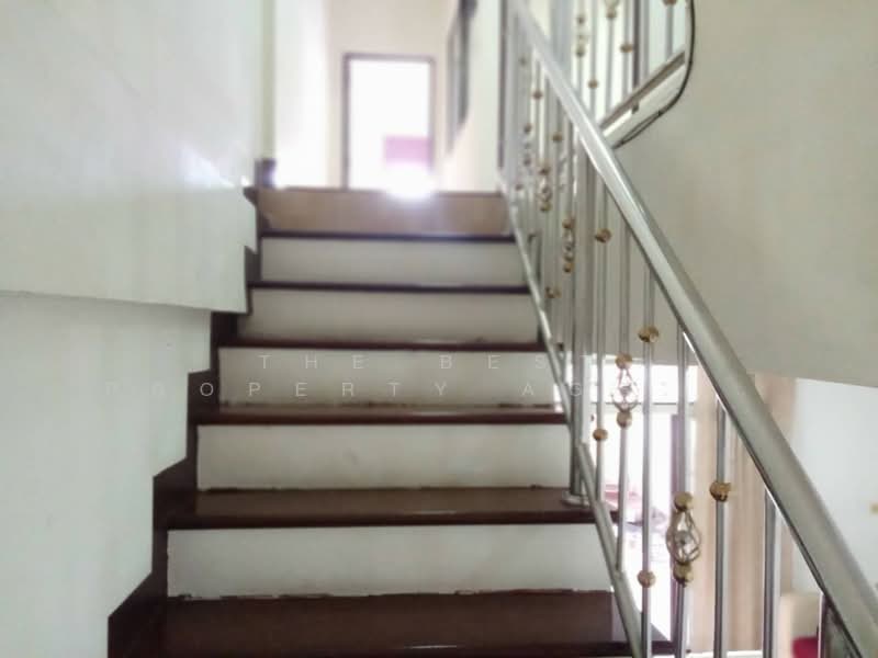 รุ่งกิจวิลล่า 11, Bangkok, Khlong Sam Prawet, Lat Krabang, Bangkok, 3 Bedrooms, 100 sqm, Townhouse For Sale, by The Best Property Agent นิด, 500211095 - DDproperty.com