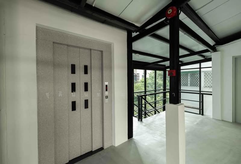 Space for Rent in Thonglor BTS Walk Distance Ideal for Wellness Clinic, Spa, กรุงเทพ, คลองตันเหนือ, วัฒนา, กรุงเทพ, 150 ตร.ม., พื้นที่ขายของ ให้เช่า, โดย ชุตินันท์ มุ่งหมาย, 500211101 - DDproperty.com