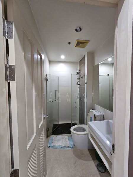 The Complete Narathiwat, Bangkok, 9 Naradhiwas Rajanagarindra Rd, Chong Nonsi, Yan Nawa, Bangkok, 2 Bedrooms, 61 sqm, Condo For Sale, by Teeranop Inchan, 500211106 - DDproperty.com