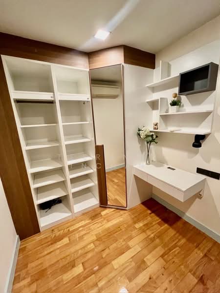 Quad Silom, Bangkok, 63 Soi Pipat 2, Silom Road, Suriyawong, Bang Rak, Bangkok, 2 Bedrooms, 60 sqm, Condo For Sale, by Teeranop Inchan, 500211114 - DDproperty.com