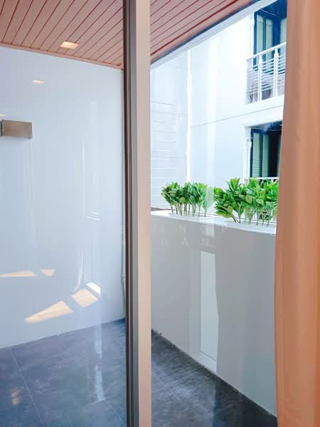 Quad Silom, Bangkok, 63 Soi Pipat 2, Silom Road, Suriyawong, Bang Rak, Bangkok, 2 Bedrooms, 60 sqm, Condo For Sale, by Teeranop Inchan, 500211114 - DDproperty.com