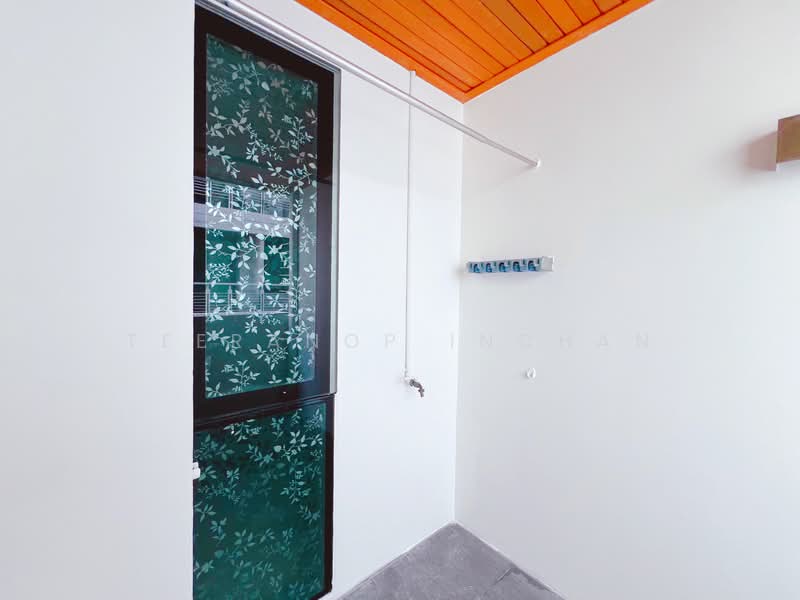 Quad Silom : ควอด สีลม, กรุงเทพ, 63 ซอยพิพัฒน์ 2 ถนนสีลม, สุริยวงศ์, บางรัก, กรุงเทพ, 60 ตร.ม., คอนโด ขาย, โดย Teeranop Inchan, 500211114 - DDproperty.com