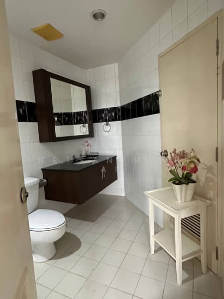 The Waterford Park, Bangkok, Soi Sukhumvit 53, Khlong Tan Nua, Watthana, Bangkok, 2 Bedrooms, 115 sqm, Condo For Rent, by Netsanthiah Ai, 500211116 - DDproperty.com