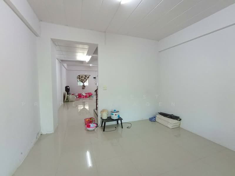 หมู่บ้านทานตะวัน ถนนสามโคก-เสนา, Phra Nakhon Si Ayutthaya, Bang Nom Kho, Sena, Phra Nakhon Si Ayutthaya, 2 Bedrooms, 100 sqm, Townhouse For Sale, by The Best Property Agent พี, 500211122 - DDproperty.com