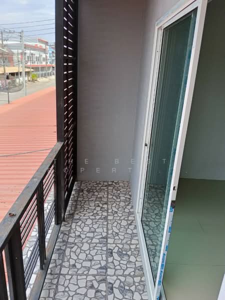 หมู่บ้านทานตะวัน ถนนสามโคก-เสนา, Phra Nakhon Si Ayutthaya, Bang Nom Kho, Sena, Phra Nakhon Si Ayutthaya, 2 Bedrooms, 100 sqm, Townhouse For Sale, by The Best Property Agent พี, 500211122 - DDproperty.com