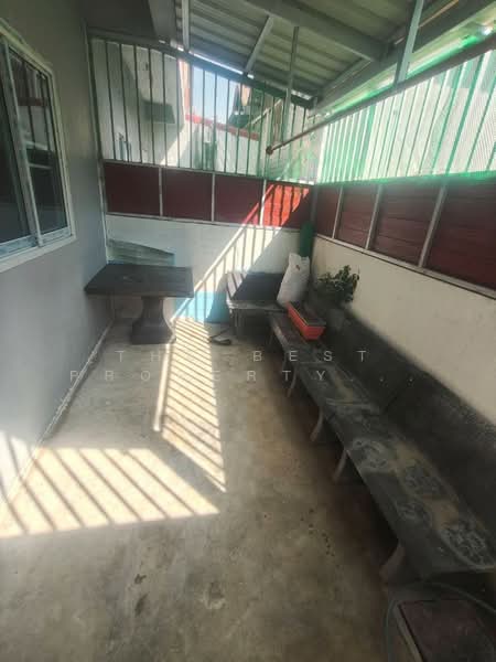 หมู่บ้านทานตะวัน ถนนสามโคก-เสนา, Phra Nakhon Si Ayutthaya, Bang Nom Kho, Sena, Phra Nakhon Si Ayutthaya, 2 Bedrooms, 100 sqm, Townhouse For Sale, by The Best Property Agent พี, 500211122 - DDproperty.com