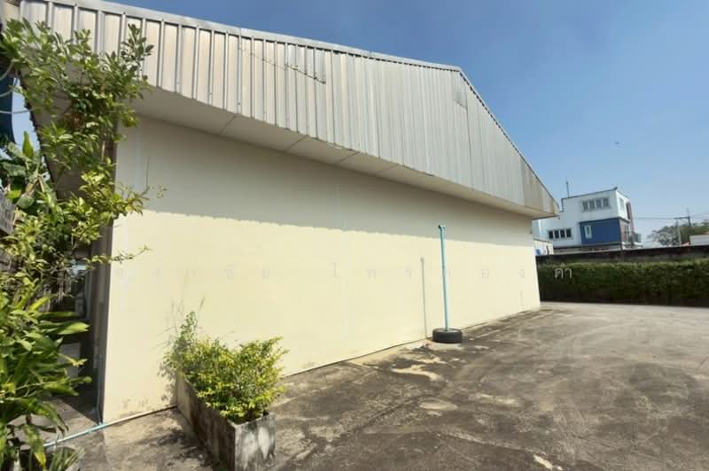 ซอยหนองระแหง 5/1 ถนนหนองระแหง ถนนคู่ขนานกาญจนาภิเษก แขวงสามวาตะวันตก เขตคลองสามวา กทม. 10510, กรุงเทพ, คู่ขนานกาญจนาภิเษก, สามวาตะวันตก, คลองสามวา, กรุงเทพ, 1,200 ตร.ม., บ้านเดี่ยว ขาย, โดย สง่าชัย ไทรทองคำ, 500211124 - DDproperty.com