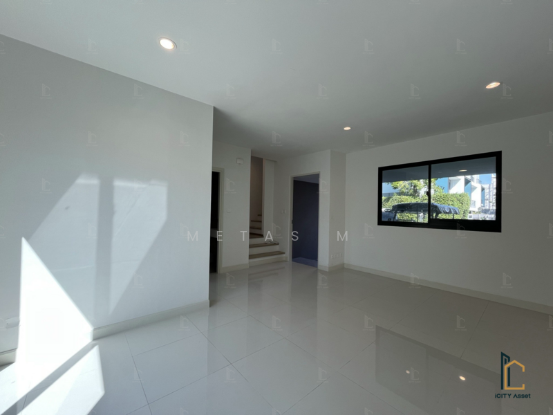 For Sale - Nirvana DEFINE Krungthep Kreetha, Bangkok