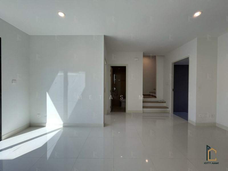 For Sale - Nirvana DEFINE Krungthep Kreetha, Bangkok