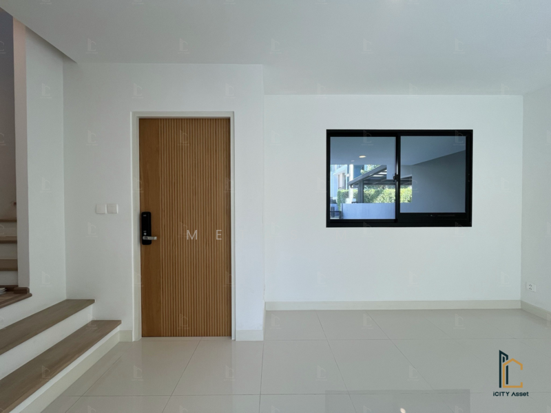 For Sale - Nirvana DEFINE Krungthep Kreetha, Bangkok