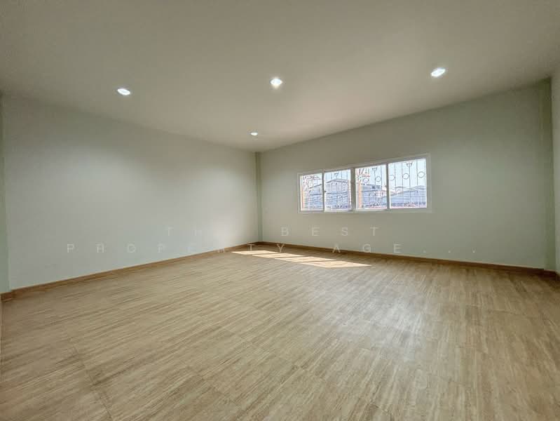 โกดังพร้อมสำนักงานบางพลี สมุทรปราการ, สมุทรปราการ, ราชาเทวะ, บางพลี, สมุทรปราการ, 200 ตร.ม., โกดัง-โรงงาน ขาย, โดย The Best Property Agent น้อย, 500211130 - DDproperty.com