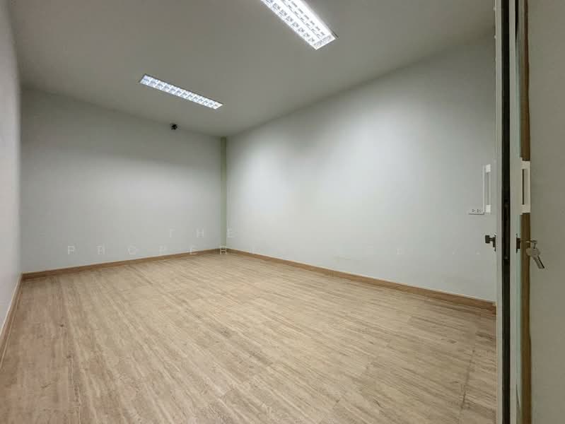 โกดังพร้อมสำนักงานบางพลี สมุทรปราการ, สมุทรปราการ, ราชาเทวะ, บางพลี, สมุทรปราการ, 200 ตร.ม., โกดัง-โรงงาน ขาย, โดย The Best Property Agent น้อย, 500211130 - DDproperty.com