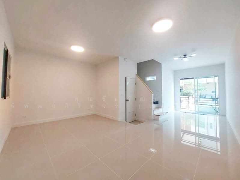 Pleno Town Petchkasem 81, Bangkok, Road along Khlong Phasi Charoen Fang Tai, Nong Kham, Nong Khaem, Bangkok, 3 Bedrooms, 100 sqm, Townhouse For Sale, by คุณชัยวัฒน์ พิพัฒน์ศิริขจร (เบิร์ด), 500211137 - DDproperty.com