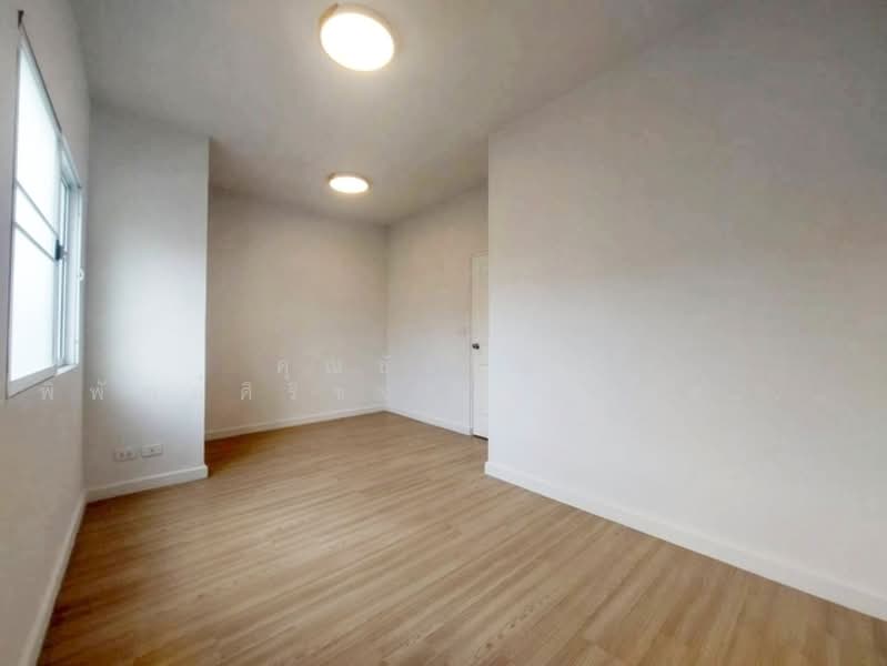 Pleno Town Petchkasem 81 : พลีโน่ ทาวน์ เพชรเกษม 81, กรุงเทพ, ถนน เลียบคลองภาษีเจริญฝั่งใต้, หนองแขม, หนองแขม, กรุงเทพ, 100 ตร.ม., ทาวน์เฮ้าส์ ขาย, โดย คุณชัยวัฒน์ พิพัฒน์ศิริขจร (เบิร์ด), 500211137 - DDproperty.com