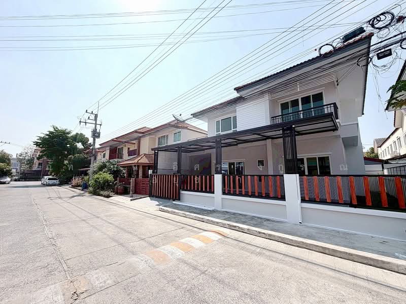 Phanason Villa Lumlukka-Klong 4 : พนาสนธิ์ วิลล่า ลำลูกกา-คลองสี่, ปทุมธานี, ชอย หมู่บ้านพนาสนธ์, ลาดสวาย, ลำลูกกา, ปทุมธานี, 169 ตร.ม., บ้านแฝด ขาย, โดย ภัทรนัน อิศรางกูร ณ อยุธยา, 500211139 - DDproperty.com