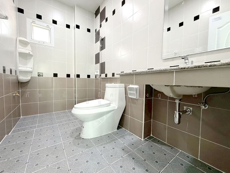 Phanason Villa Lumlukka-Klong 4 : พนาสนธิ์ วิลล่า ลำลูกกา-คลองสี่, ปทุมธานี, ชอย หมู่บ้านพนาสนธ์, ลาดสวาย, ลำลูกกา, ปทุมธานี, 169 ตร.ม., บ้านแฝด ขาย, โดย ภัทรนัน อิศรางกูร ณ อยุธยา, 500211139 - DDproperty.com