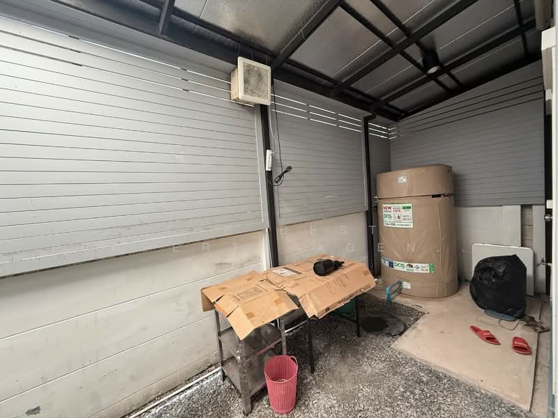 Baanfah Townee Pinklao-Sai 5, Nakhon Pathom, Buddhamonthon 5 Road, Bang Krathuk, Sam Phran, Nakhon Pathom, 4 Bedrooms, 100 sqm, Townhouse For Sale, by The Best Property Agent อั๋น, 500211140 - DDproperty.com