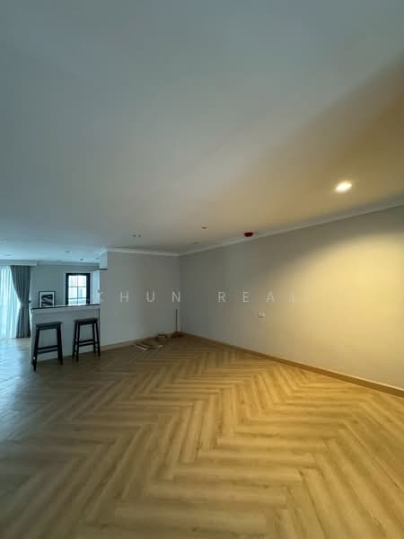 Regent on The Park 2, Bangkok, Sukhumvit 61, Khlong Tan Nua, Watthana, Bangkok, 3 Bedrooms, 265 sqm, Condo For Rent, by Khun Real, 500211166 - DDproperty.com