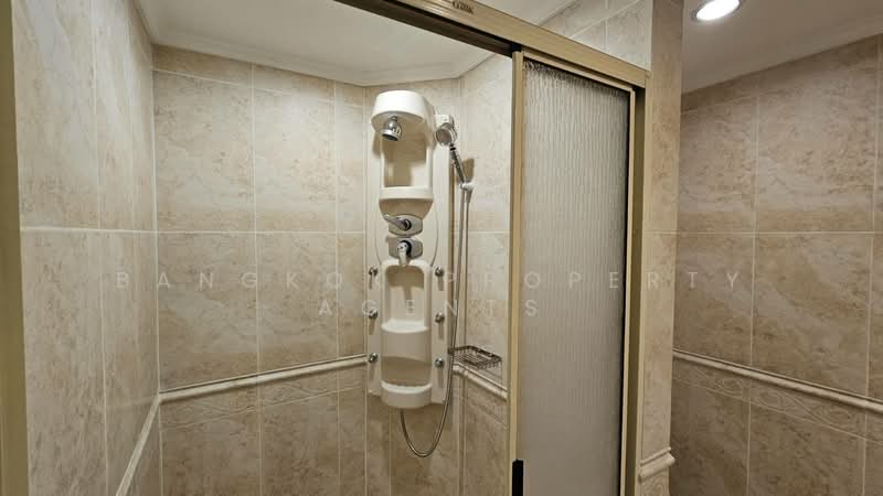 N.S. Park, Bangkok, Sukhumvit 24 Alley, Khong Tan, Khlong Toei, Bangkok, 3 Bedrooms, 183 sqm, Apartment For Rent, by BANGKOK PROPERTY AGENTS, 500211169 - DDproperty.com