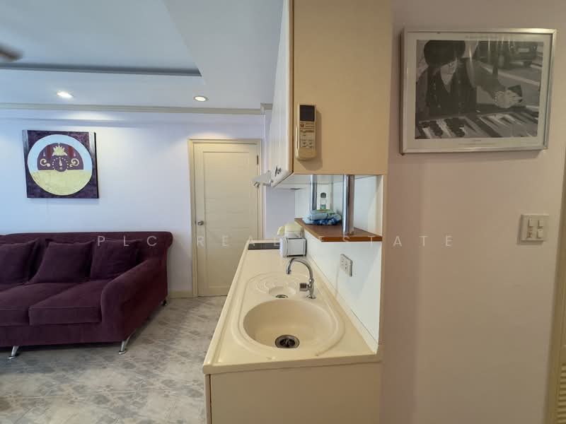 Jomtien Beach Condo, Chon Buri (Pattaya), Nong Pru, Bang Lamung (Pattaya), Chon Buri (Pattaya), 1 Bedroom, 60 sqm, Condo For Sale, by PLC real estate, 500211179 - DDproperty.com