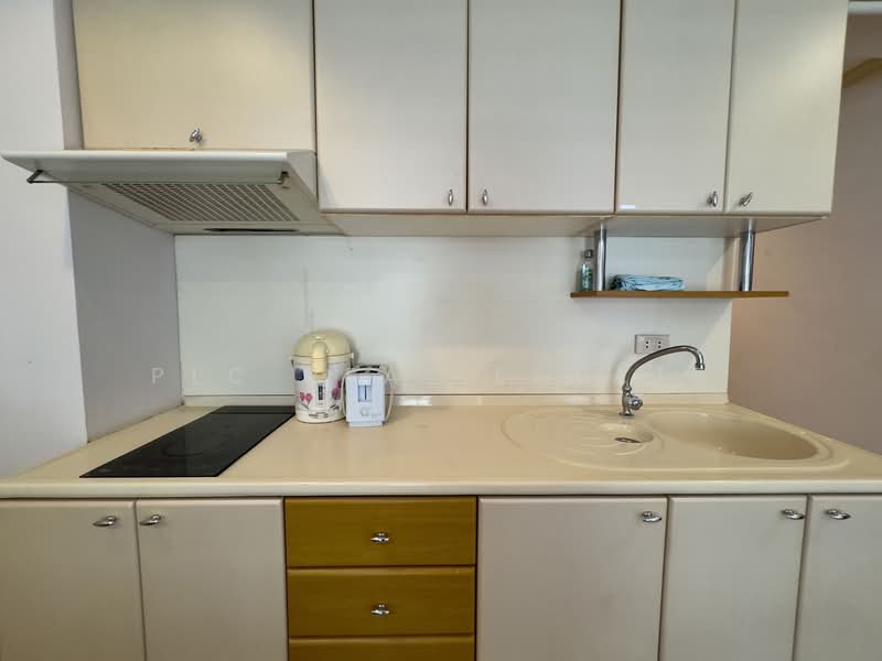 Jomtien Beach Condo, Chon Buri (Pattaya), Nong Pru, Bang Lamung (Pattaya), Chon Buri (Pattaya), 1 Bedroom, 60 sqm, Condo For Sale, by PLC real estate, 500211179 - DDproperty.com