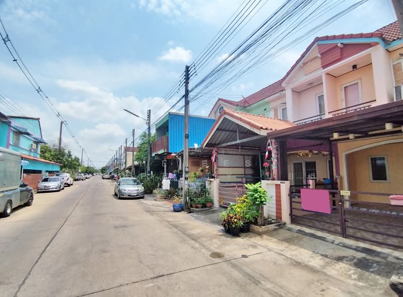 Supalak Village Lamlukka – Klong 7, Pathum Thani, Bung Kham Proi, Lam Luk Ka, Pathum Thani, 2 Bedrooms, 100 sqm, Townhouse For Sale, by The Best Property บอส, 500211183 - DDproperty.com