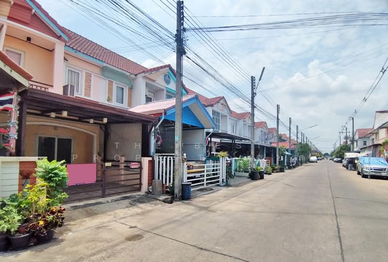 Supalak Village Lamlukka – Klong 7, Pathum Thani, Bung Kham Proi, Lam Luk Ka, Pathum Thani, 2 Bedrooms, 100 sqm, Townhouse For Sale, by The Best Property บอส, 500211183 - DDproperty.com