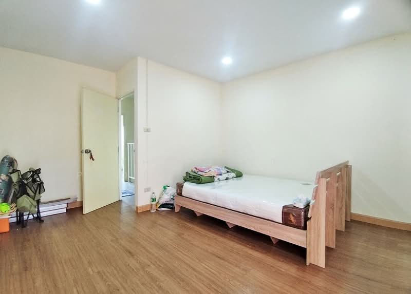 Supalak Village Lamlukka – Klong 7, Pathum Thani, Bung Kham Proi, Lam Luk Ka, Pathum Thani, 2 Bedrooms, 100 sqm, Townhouse For Sale, by The Best Property บอส, 500211183 - DDproperty.com