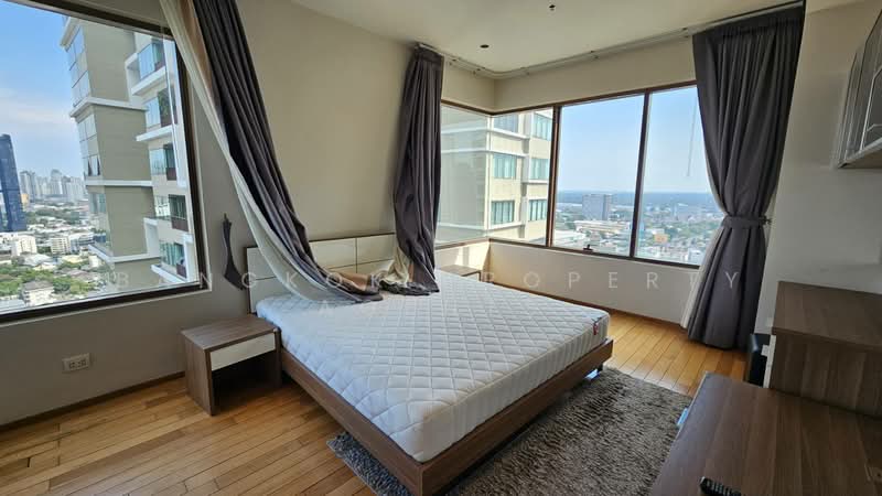 The Emporio Place, Bangkok, 93 Soi Sukhumvit 24, Sukhumvit Road, Khong Tan, Khlong Toei, Bangkok, 2 Bedrooms, 100 sqm, Condo For Rent, by BANGKOK PROPERTY AGENTS, 500211187 - DDproperty.com