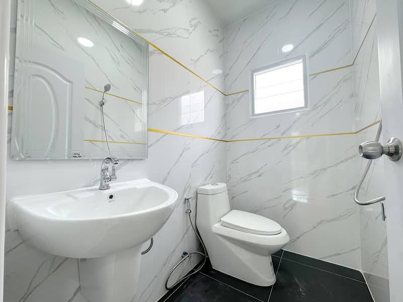 Pruksa Ville 1 Lamlukka Klong 2 : พฤกษาวิลล์ 1 ลำลูกกา คลอง 2, ปทุมธานี, หมู่บ้านพฤกษาวิลล์ 1, คูคต, ลำลูกกา, ปทุมธานี, 200 ตร.ม., ทาวน์เฮ้าส์ ขาย, โดย ภัทรนัน อิศรางกูร ณ อยุธยา, 500211188 - DDproperty.com