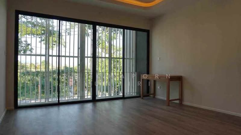 อาคารพาณิชย์ให้เช่า – ใกล้มหาวิทยาลัยแม่โจ้ เพียง 10 นาที ค่าเช่า 35,000 บาท / เดือน No.11H633, Chiang Mai, Pa Phai, San Sai, Chiang Mai, , 187 sqm, Shophouse For Rent, by Rutchaporn Tunsiri, 500211189 - DDproperty.com