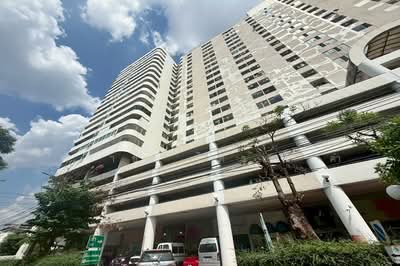 ขาย - Chokchai Ruammit : โชคชัย ร่วมมิตร, กรุงเทพ